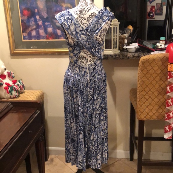 Linea Moda midi sundress with criss cross back, navy, cornflower and white, 12 - Picture 5 of 6